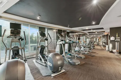 $925,000 | 360 Nueces Street, Unit 4009, Austin, TX 78701