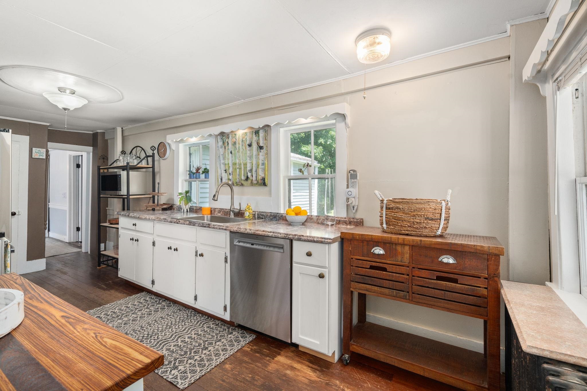 167 Clark Road Rye, NH 03870 - Photo 5 of 48