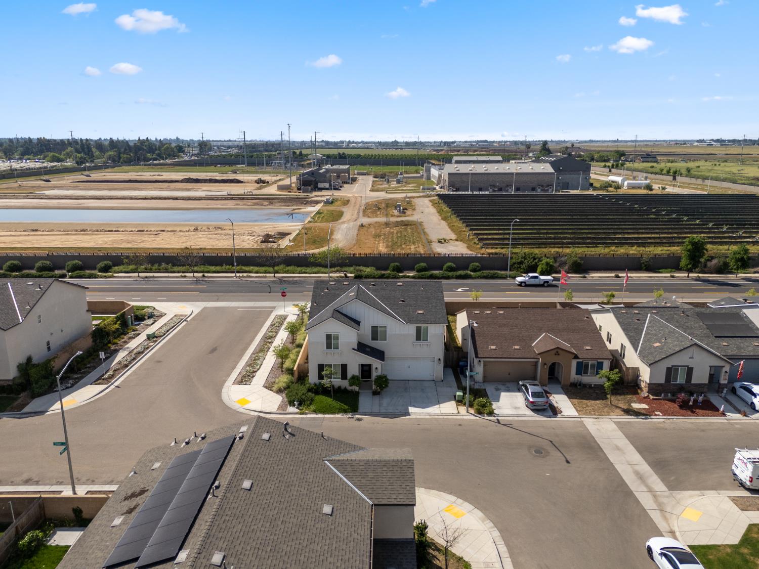 1617 North Filbert Avenue Fresno, CA 93727 - Photo 38 of 45 a view of a city