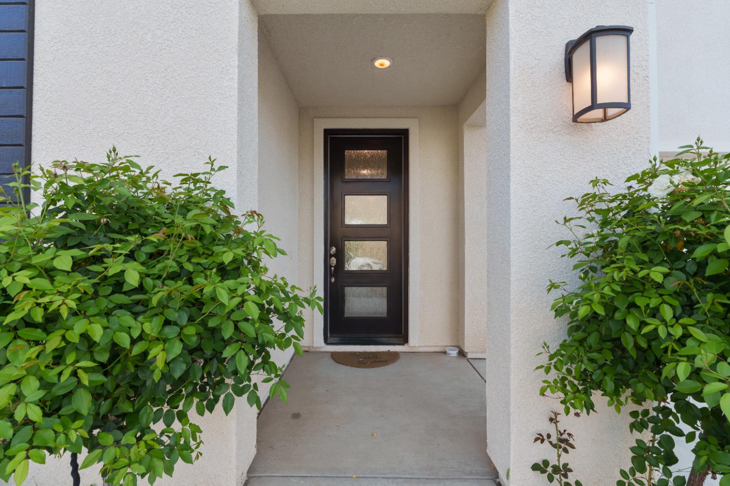 1617 North Filbert Avenue Fresno, CA 93727 - Photo 5 of 45 front view of a house with a potted plant