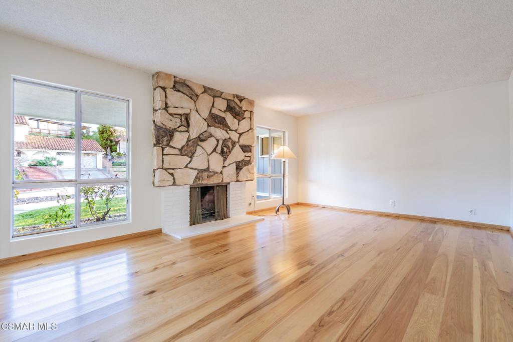 2085 Rayshire Street Thousand Oaks, CA 91362 - Photo 34 of 49