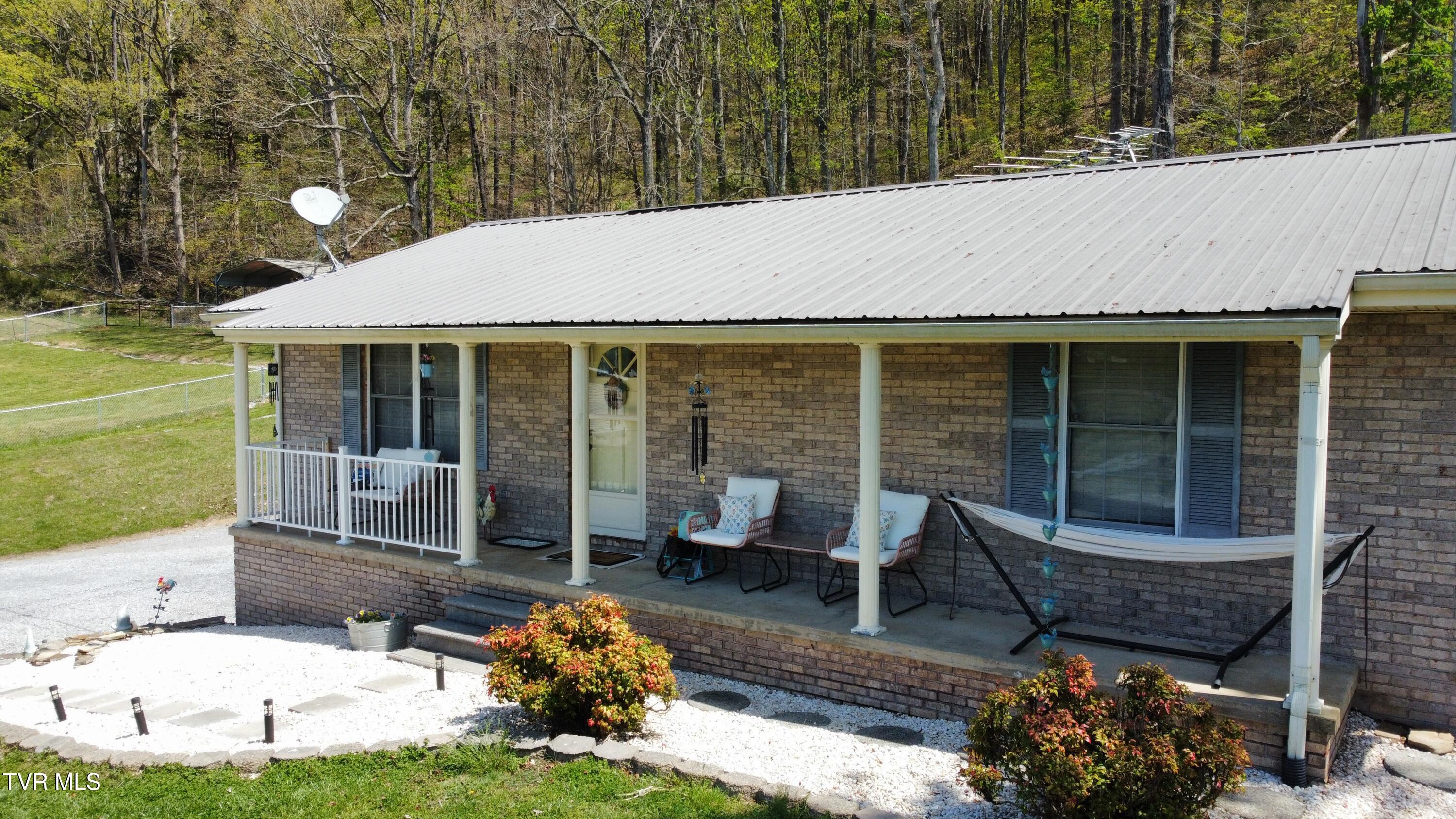 1400 Rheatown Road Chuckey, TN 37641 - Photo 3 of 41 PMQC1156