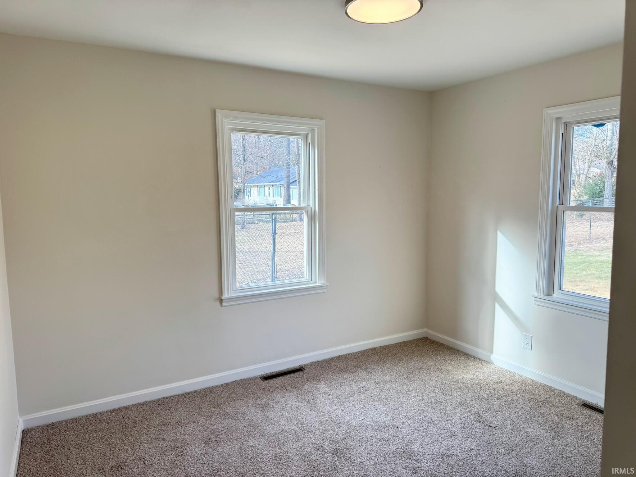 300 Christ Road Evansville, IN 47711 - Photo 2 of 15 Gallery Image 2