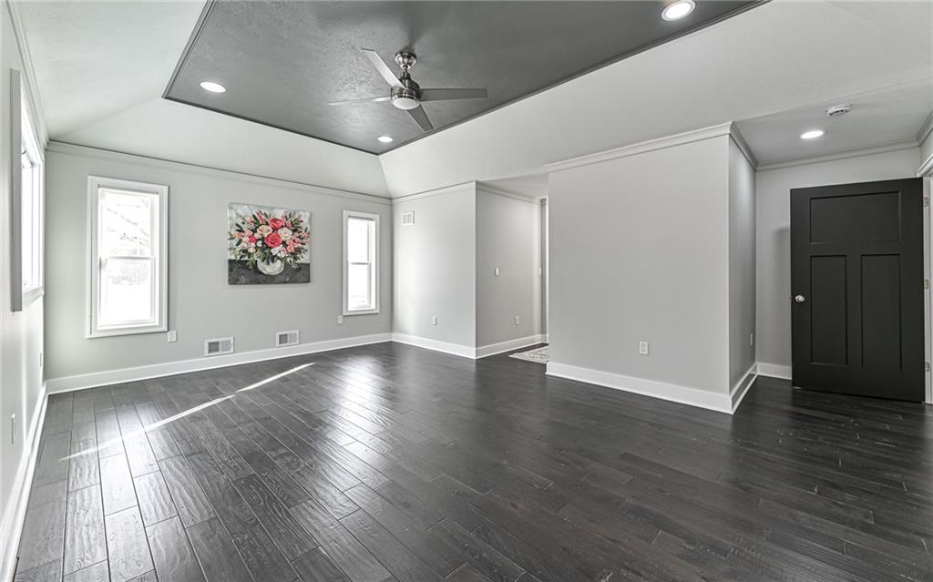 570 Steiner Bridge Road Valencia, PA 16059 - Photo 15 of 48