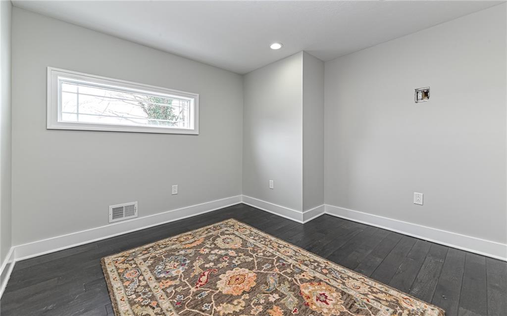 570 Steiner Bridge Road Valencia, PA 16059 - Photo 28 of 48