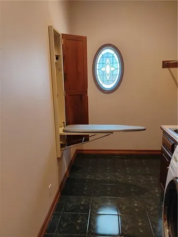 $550,000 | 724 Village Drive, Girard, KS 66743