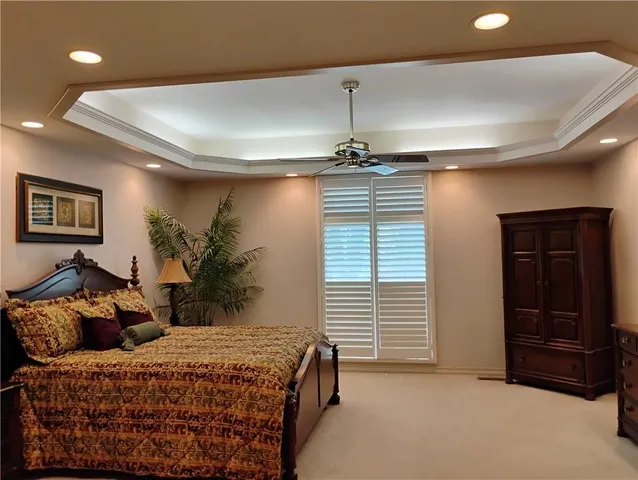 $550,000 | 724 Village Drive, Girard, KS 66743