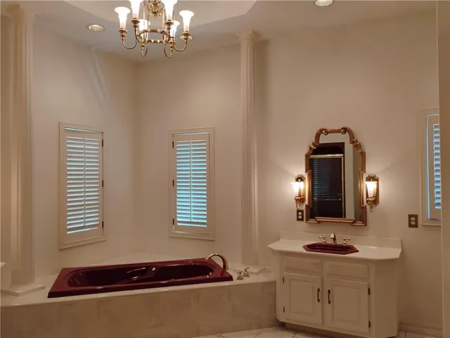 $550,000 | 724 Village Drive, Girard, KS 66743