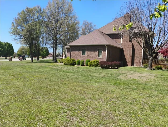 $550,000 | 724 Village Drive, Girard, KS 66743