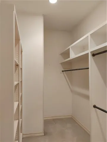 $550,000 | 724 Village Drive, Girard, KS 66743