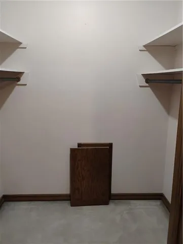 $550,000 | 724 Village Drive, Girard, KS 66743