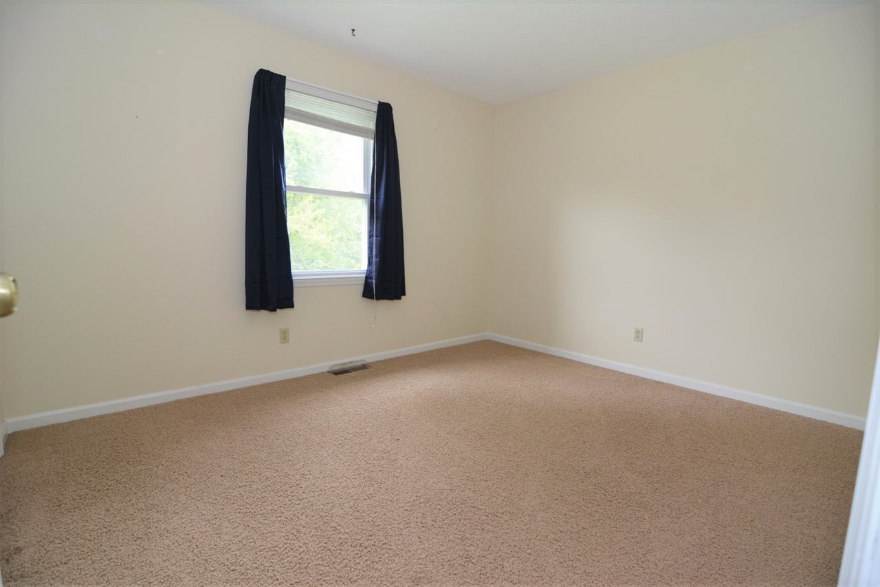 5599 Spring Corner Road Newburgh, IN 47630 - Photo 14 of 26