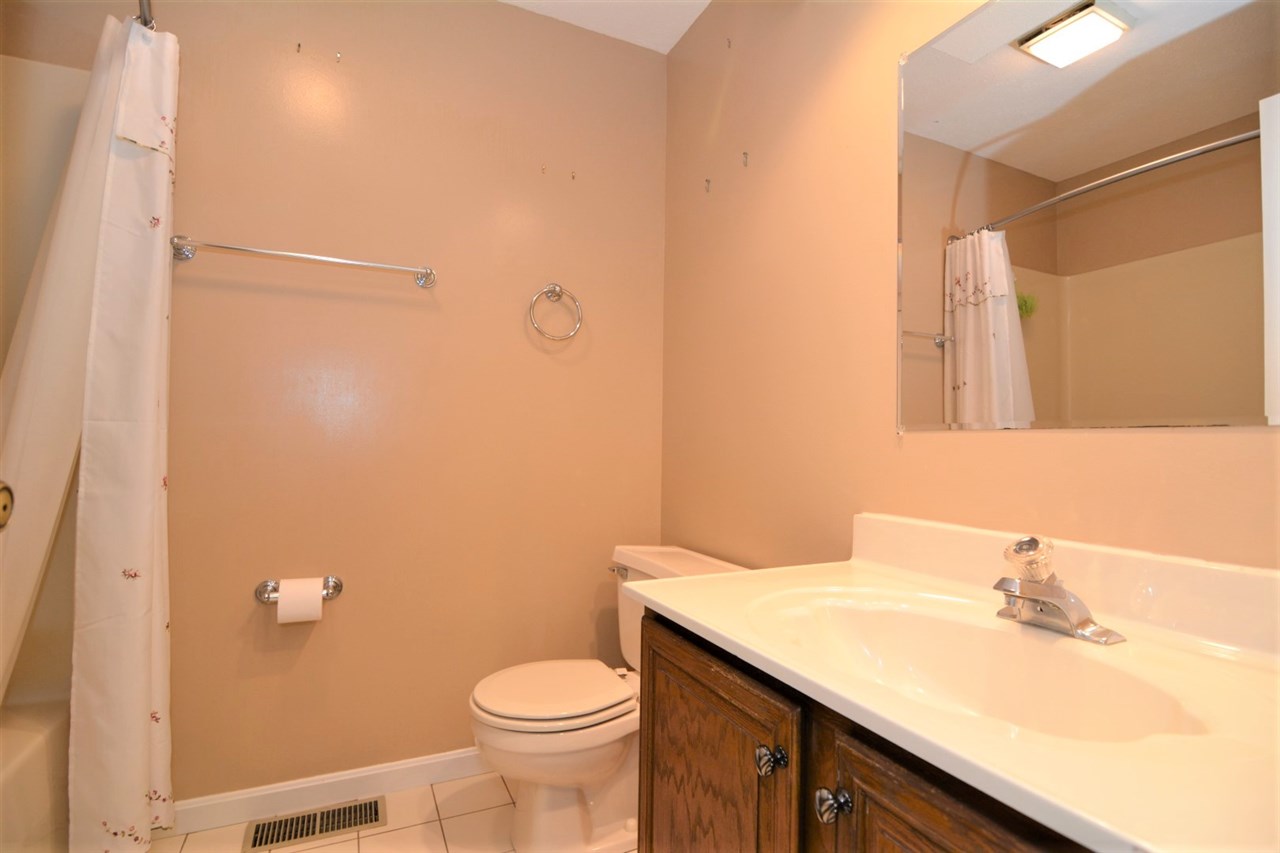 5599 Spring Corner Road Newburgh, IN 47630 - Photo 16 of 26