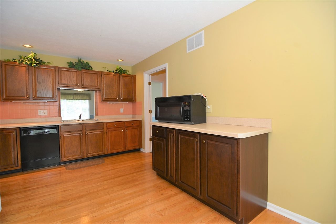 5599 Spring Corner Road Newburgh, IN 47630 - Photo 10 of 26