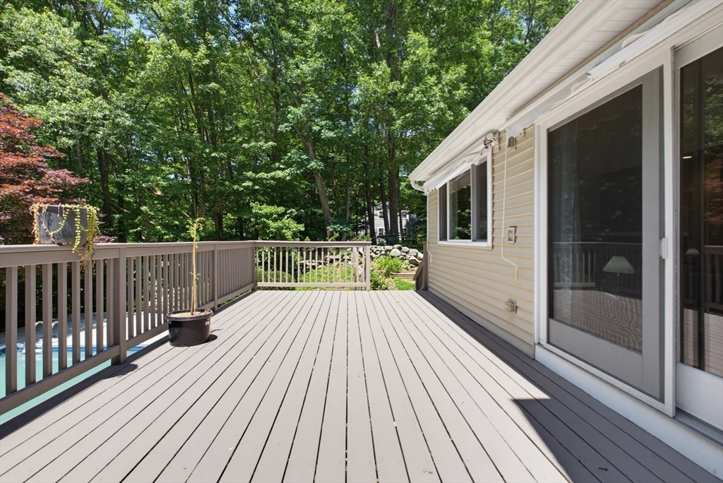 47 Old Village Road Sturbridge, MA 01566 - Photo 31 of 42