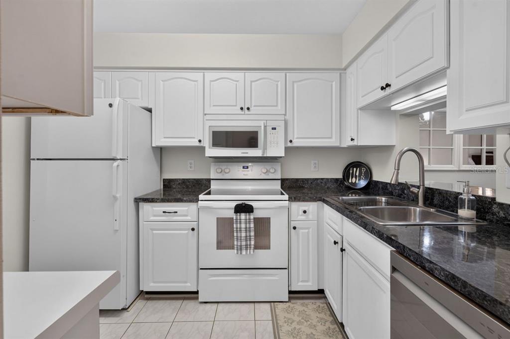1701 Pinehurst Road, Unit 23G Dunedin, FL 34698 - Photo 11 of 60