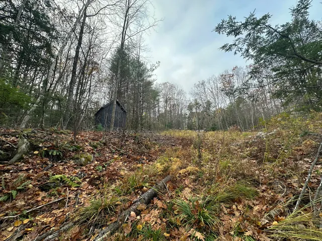 $90,000 | 42 Dyer Road, Lewiston, ME 04240