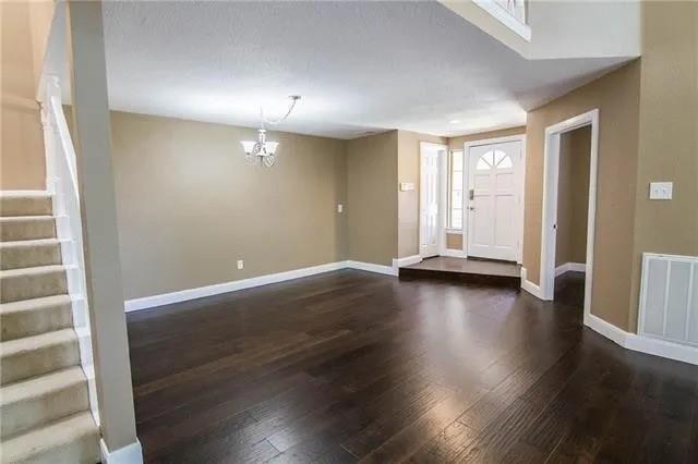 9401 Blue Jay Way Irving, TX 75063 - Photo 7 of 35