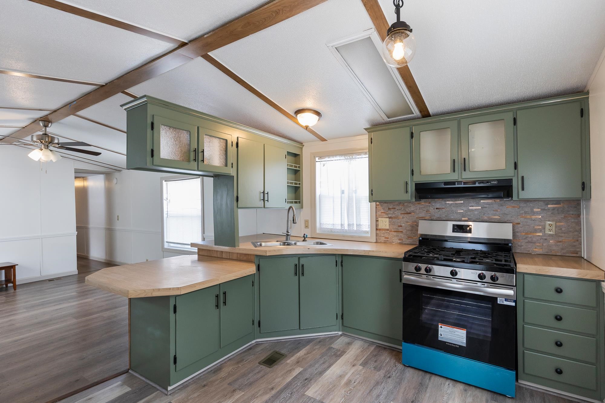 596 South Barre Road, Unit 10 Barre Town, VT 05641 - Photo 10 of 22