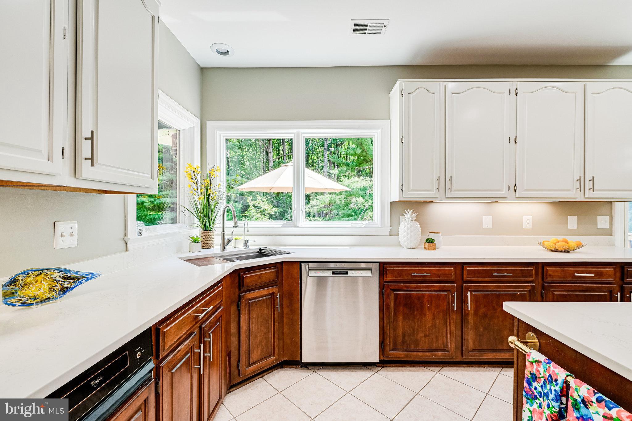 9709 Middleton Ridge Road Vienna, VA 22182 - Photo 13 of 69