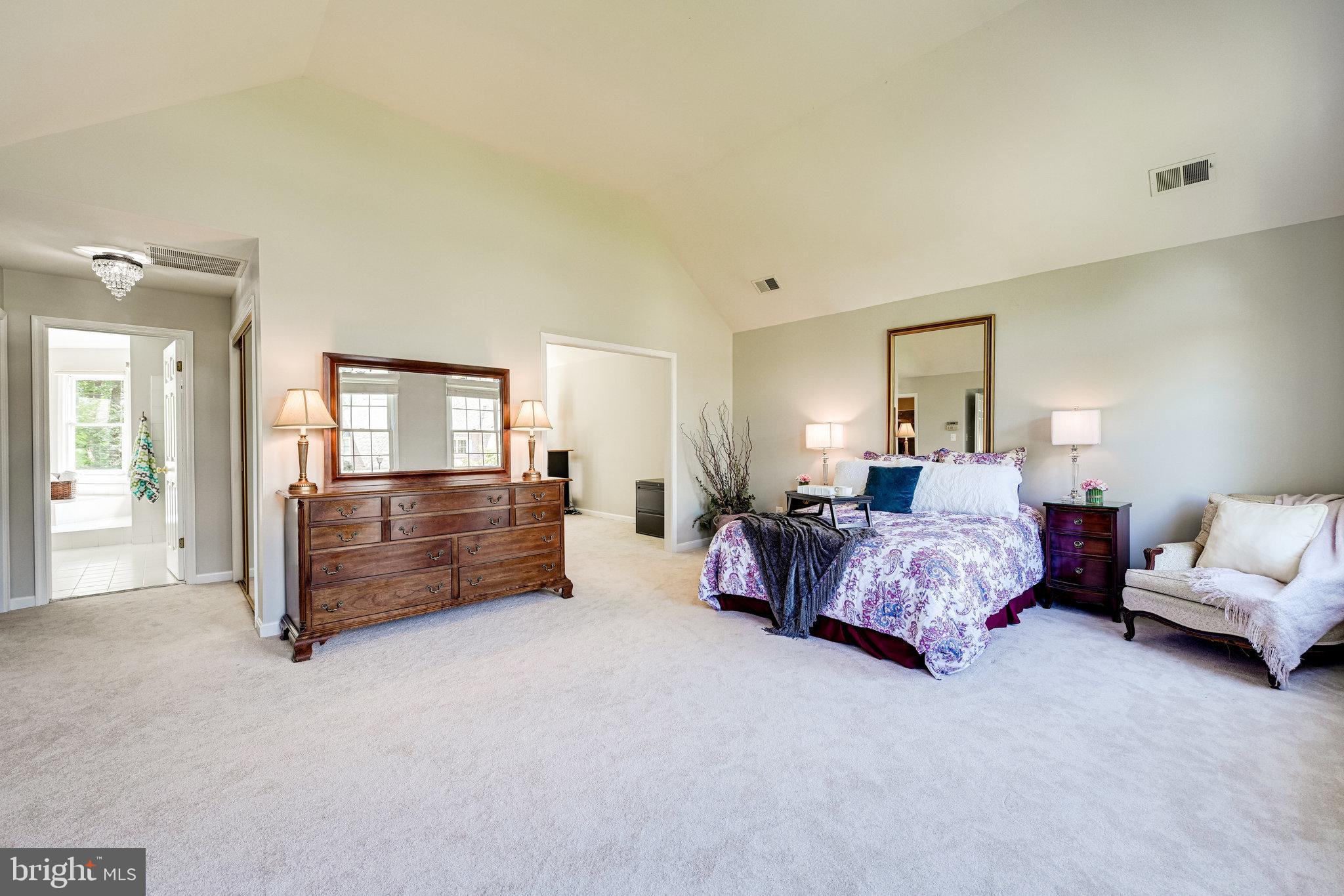 9709 Middleton Ridge Road Vienna, VA 22182 - Photo 34 of 69