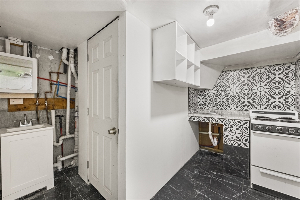 14-16 Julian Road Randolph, MA 02368 - Photo 33 of 39