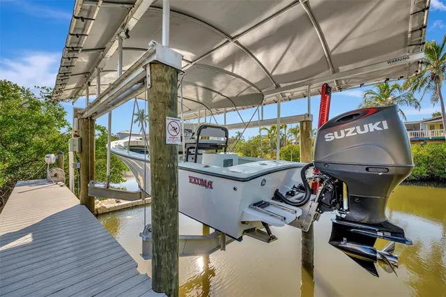 $890,000 | 1841 Bayshore Drive, Terra Ceia, FL 34250