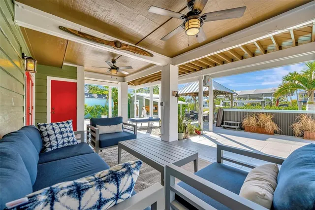 $890,000 | 1841 Bayshore Drive, Terra Ceia, FL 34250