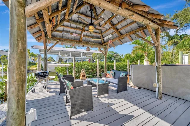 $890,000 | 1841 Bayshore Drive, Terra Ceia, FL 34250