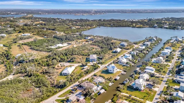 $890,000 | 1841 Bayshore Drive, Terra Ceia, FL 34250