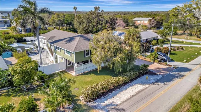 $890,000 | 1841 Bayshore Drive, Terra Ceia, FL 34250