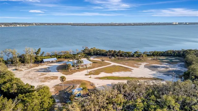 $890,000 | 1841 Bayshore Drive, Terra Ceia, FL 34250