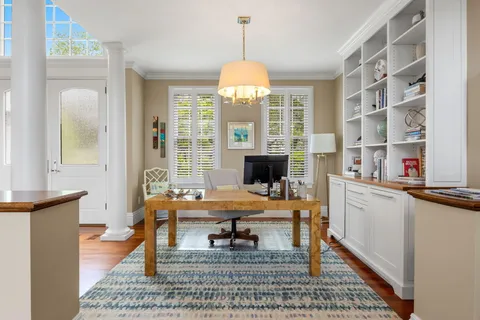 $6,450,000 | 8 Bowsprit Point, Mashpee, MA 02649