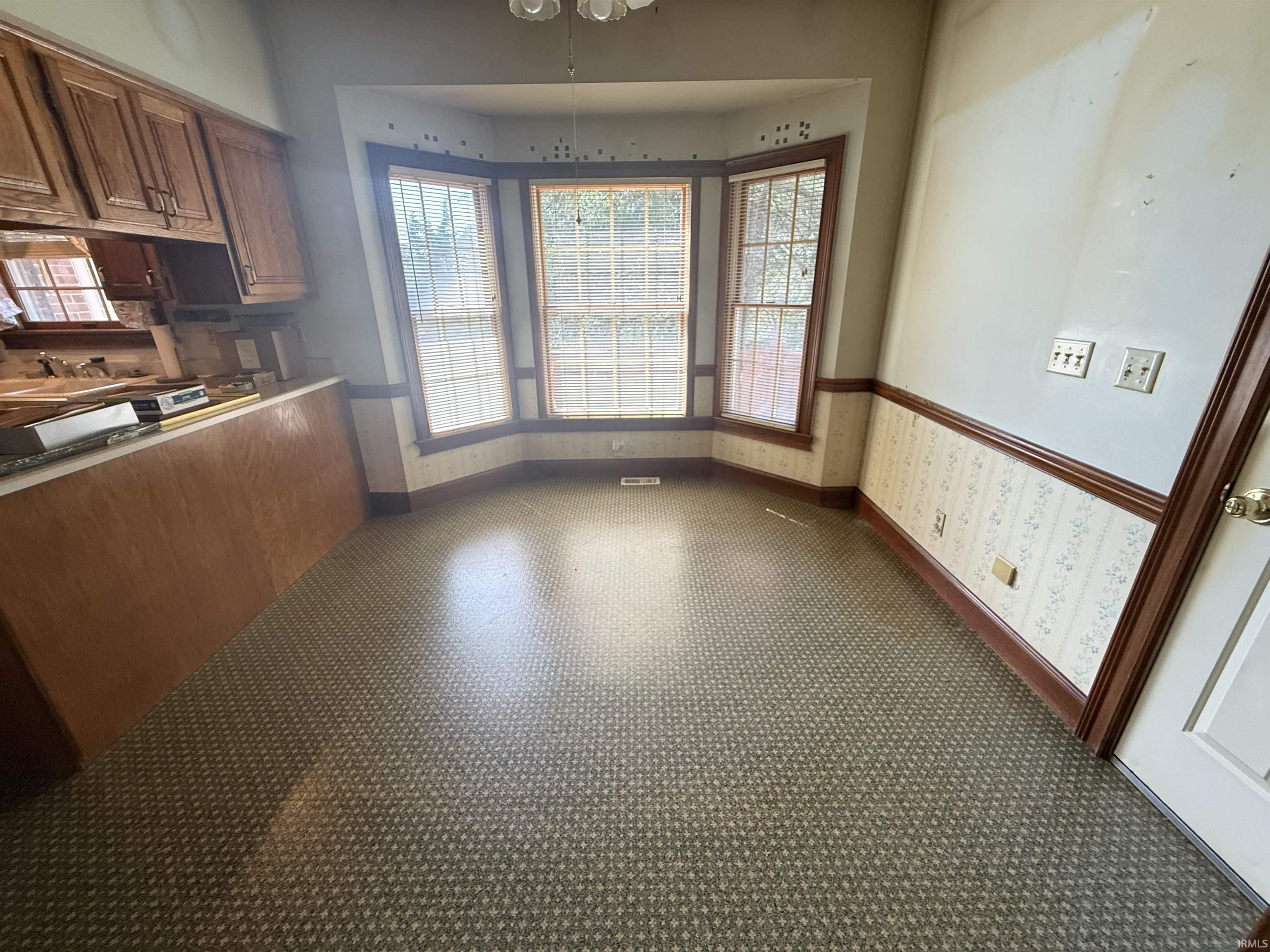 1157 North Cedar Ridge Vincennes, IN 47591 - Photo 15 of 35