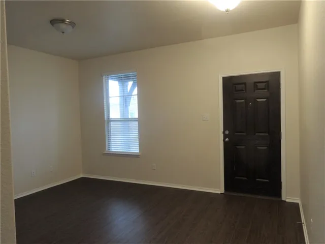 $1,875 | 100 Carlina Loop, Liberty Hill, TX 78642