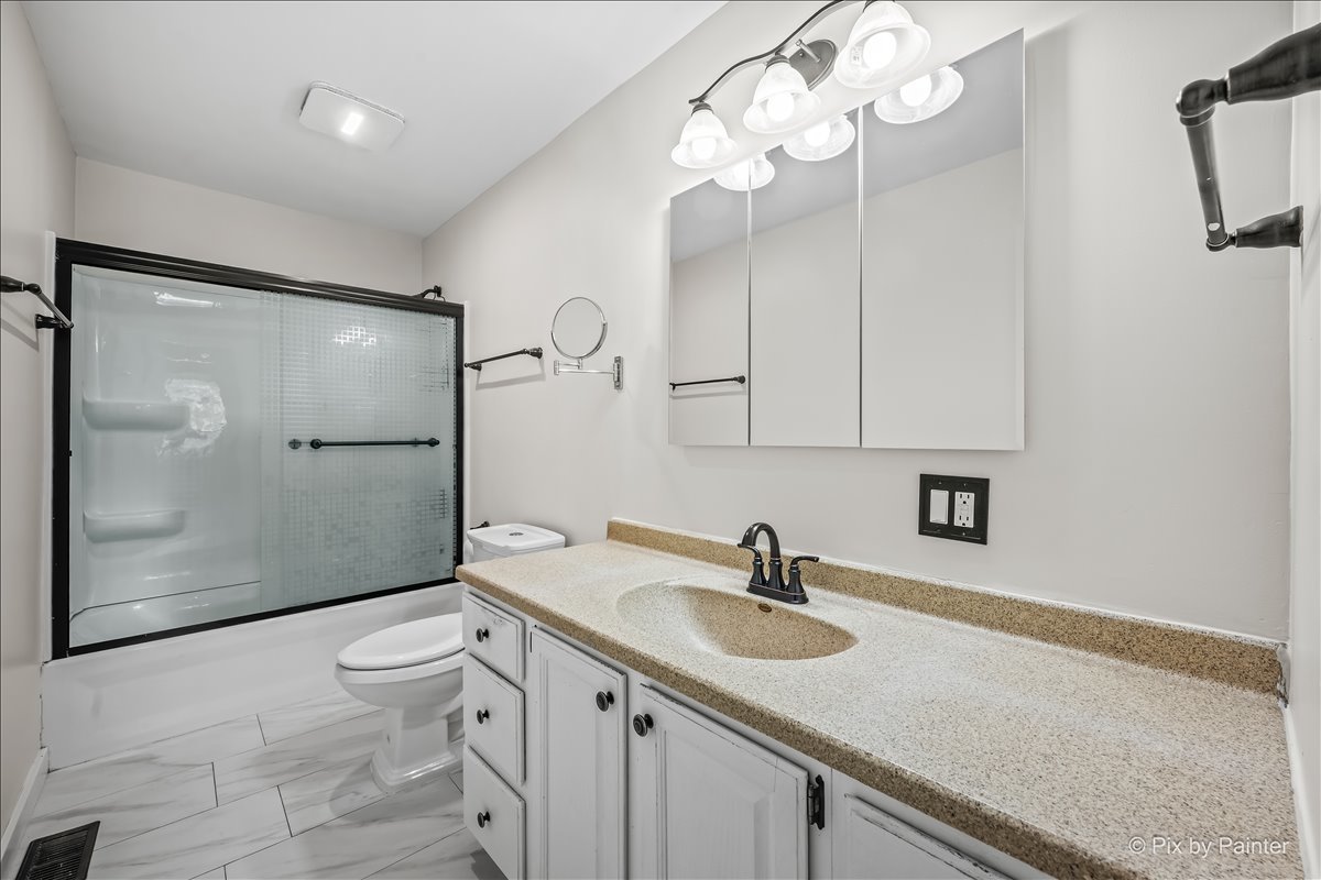 809 Stowell Avenue Streamwood, IL 60107 - Photo 14 of 21