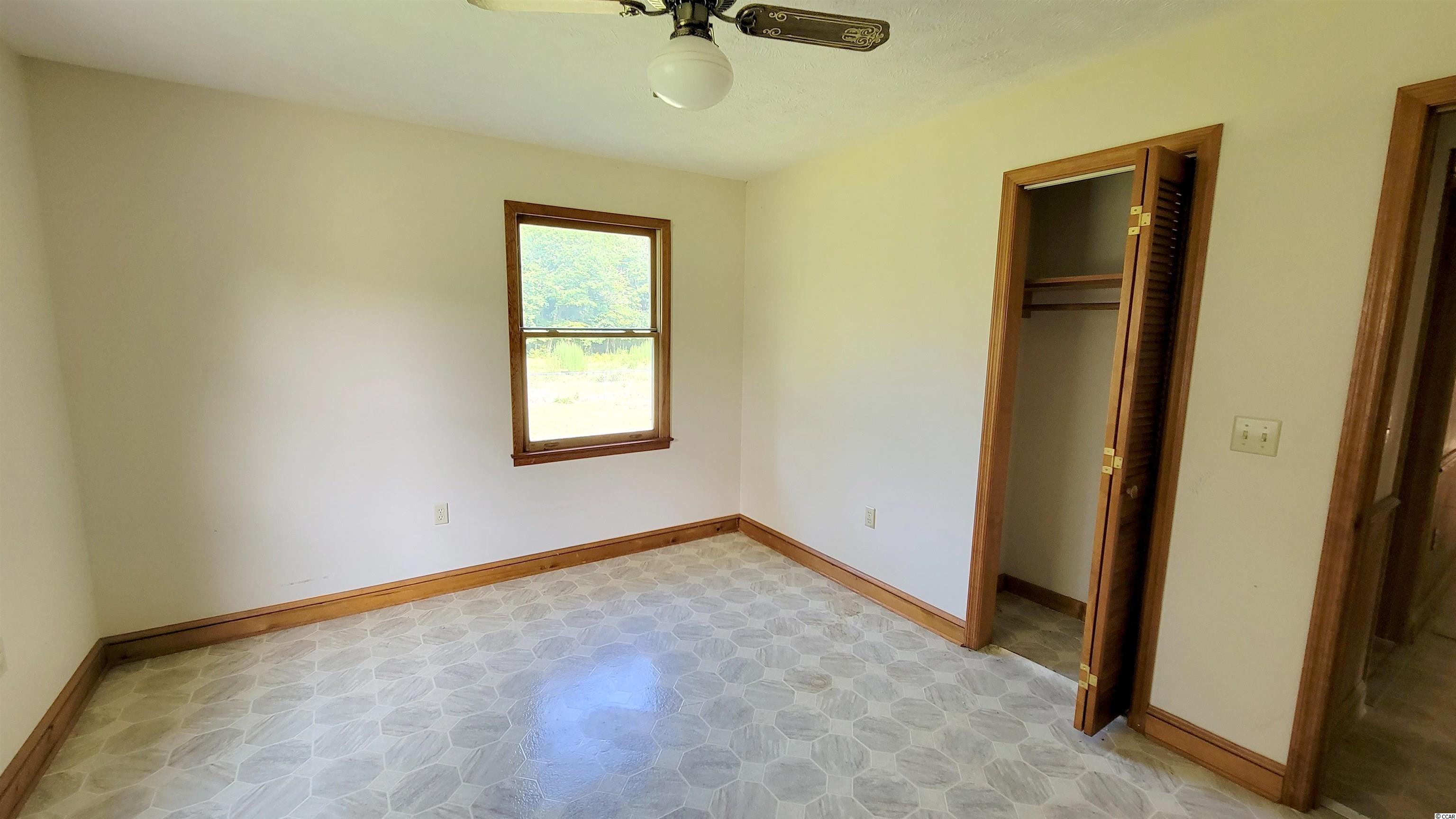 2429 1st Loop Road Fork, SC 29543 - Photo 15 of 19 Gallery Image 15