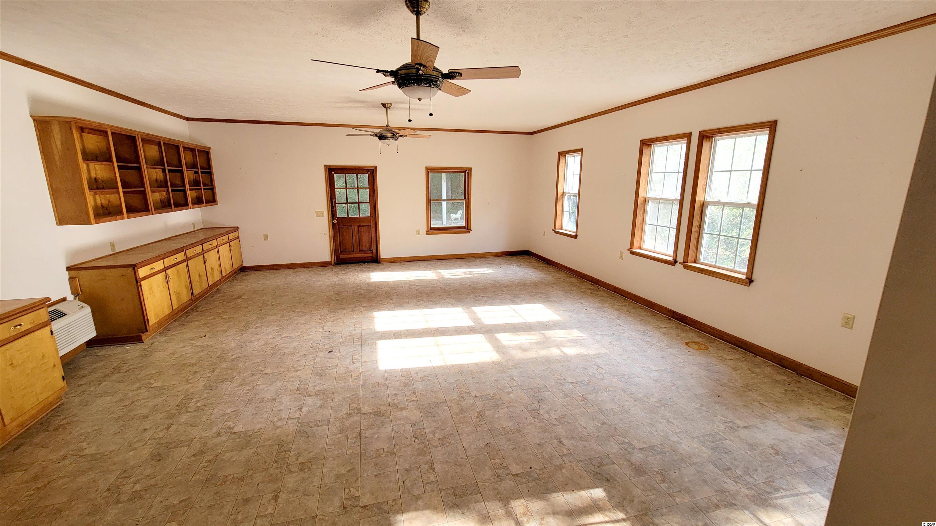2429 1st Loop Road Fork, SC 29543 - Photo 8 of 19 Gallery Image 8