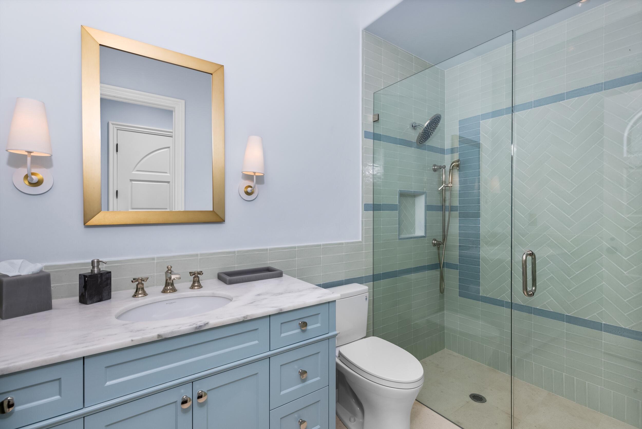 210 Wells Road Palm Beach, FL 33480 - Photo 34 of 65 Guest Bath