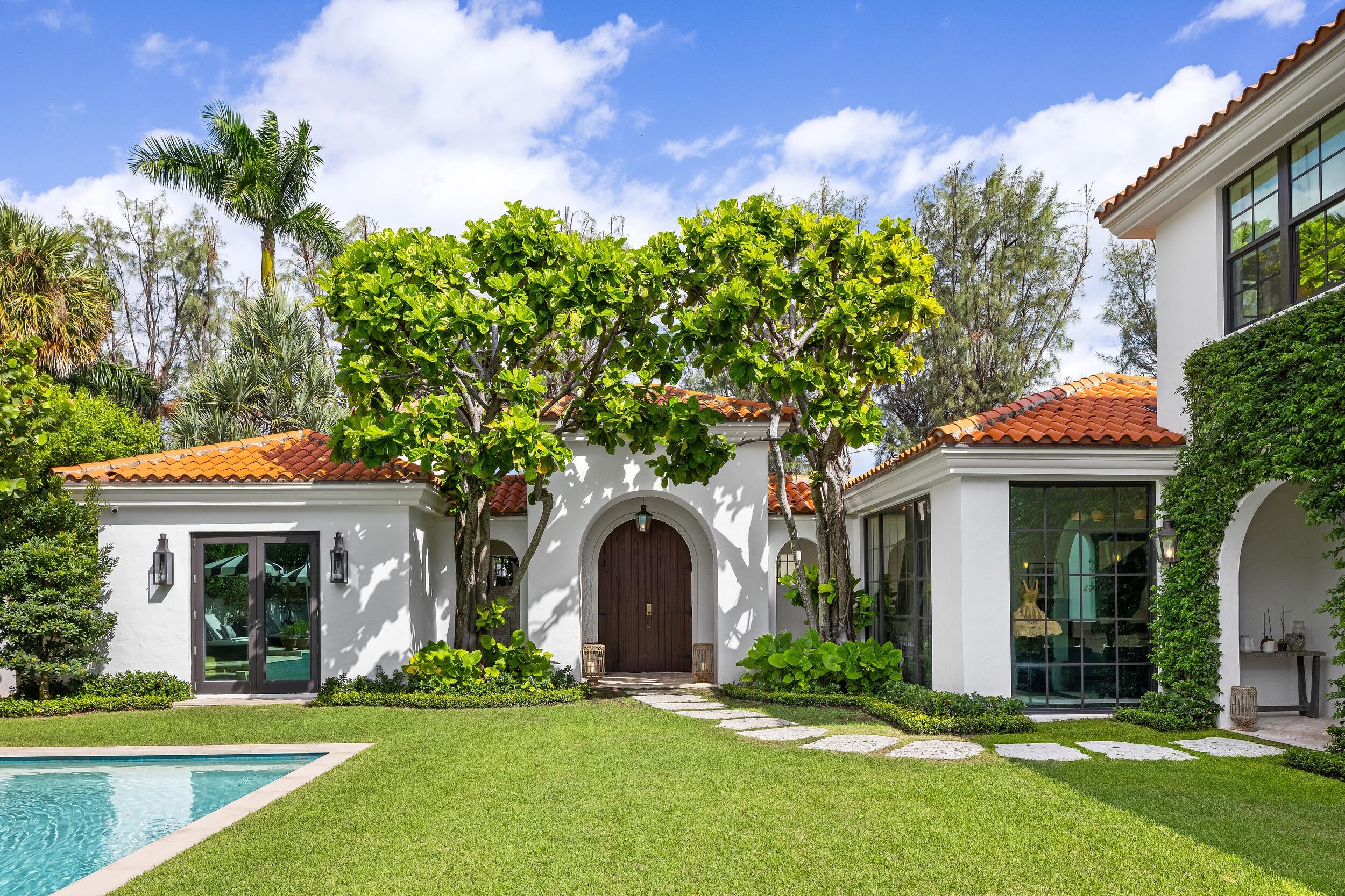 210 Wells Road Palm Beach, FL 33480 - Photo 50 of 65 Pool