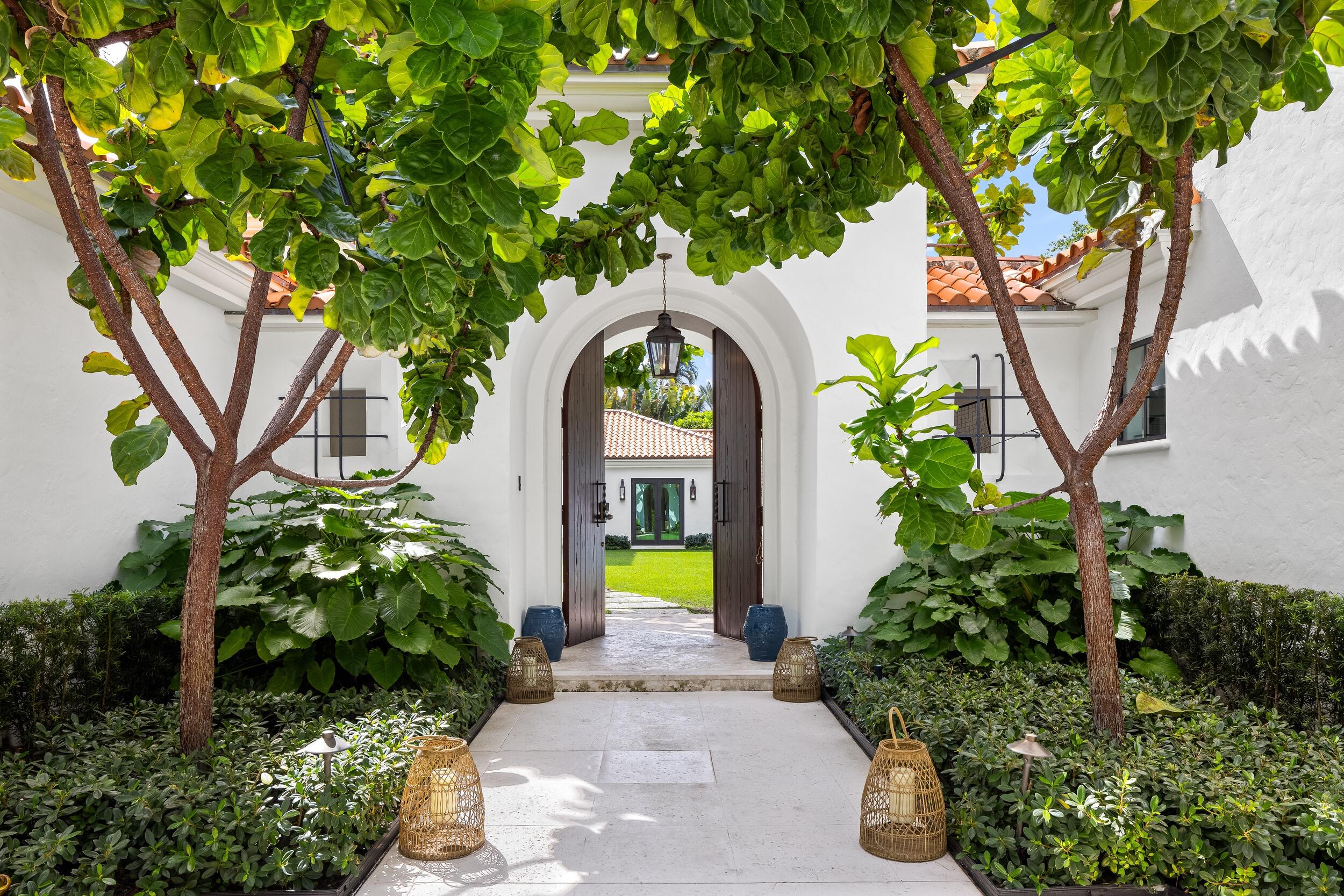 210 Wells Road Palm Beach, FL 33480 - Photo 5 of 65 Front