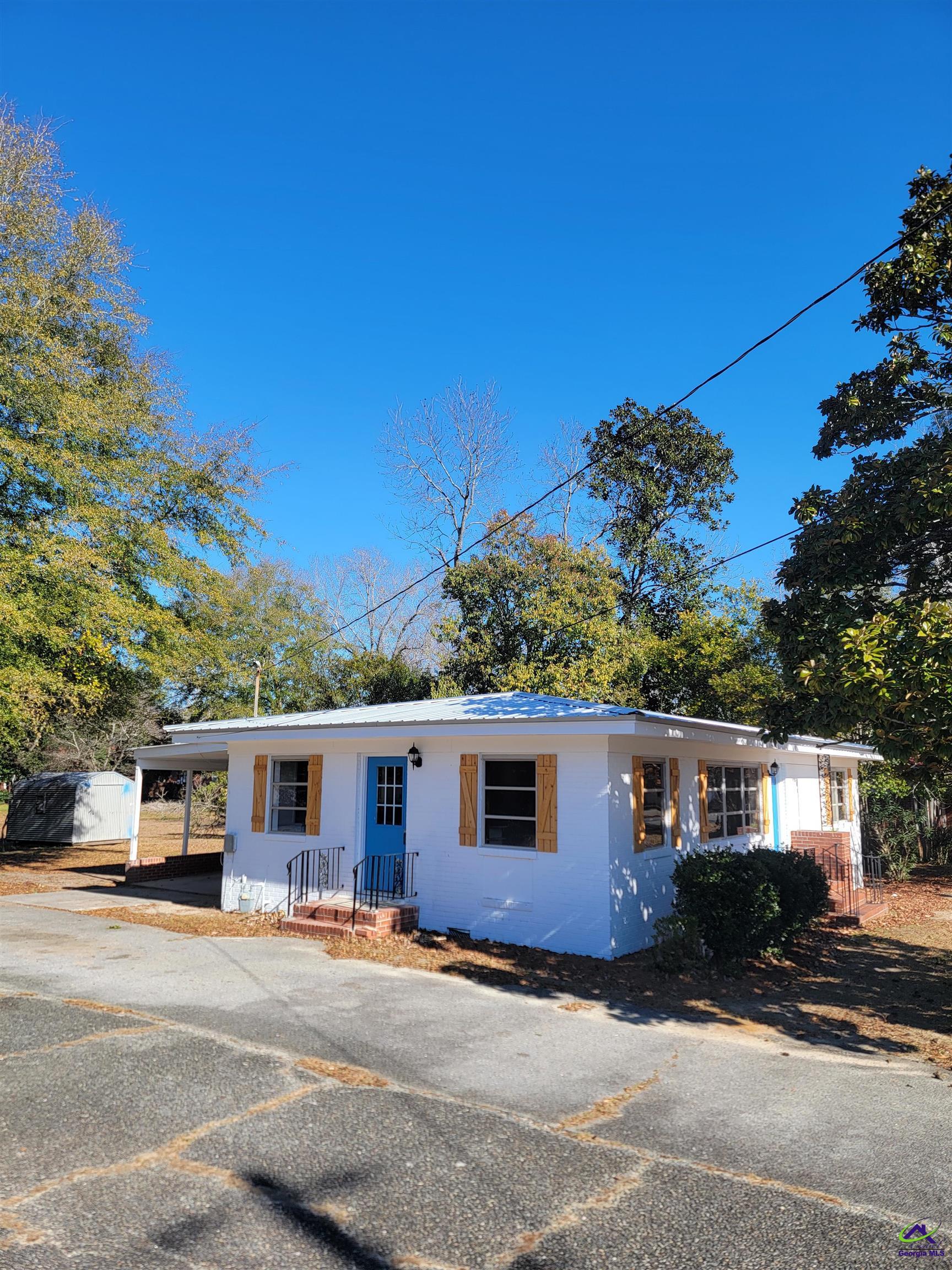 161 East Cherry Street Cochran, GA 31014 - Photo 9 of 34