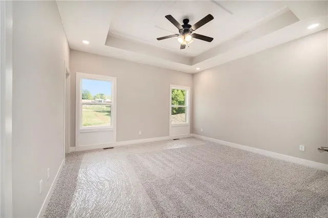 $375,000 | 523 Hawthorne Street, Smithville, MO 64089