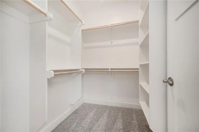 $375,000 | 523 Hawthorne Street, Smithville, MO 64089