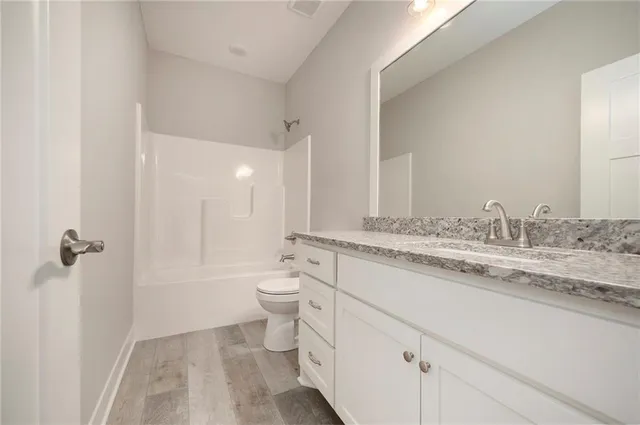 $375,000 | 523 Hawthorne Street, Smithville, MO 64089