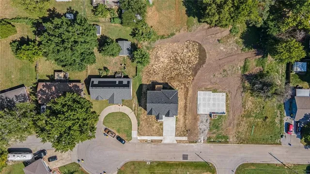 $375,000 | 523 Hawthorne Street, Smithville, MO 64089