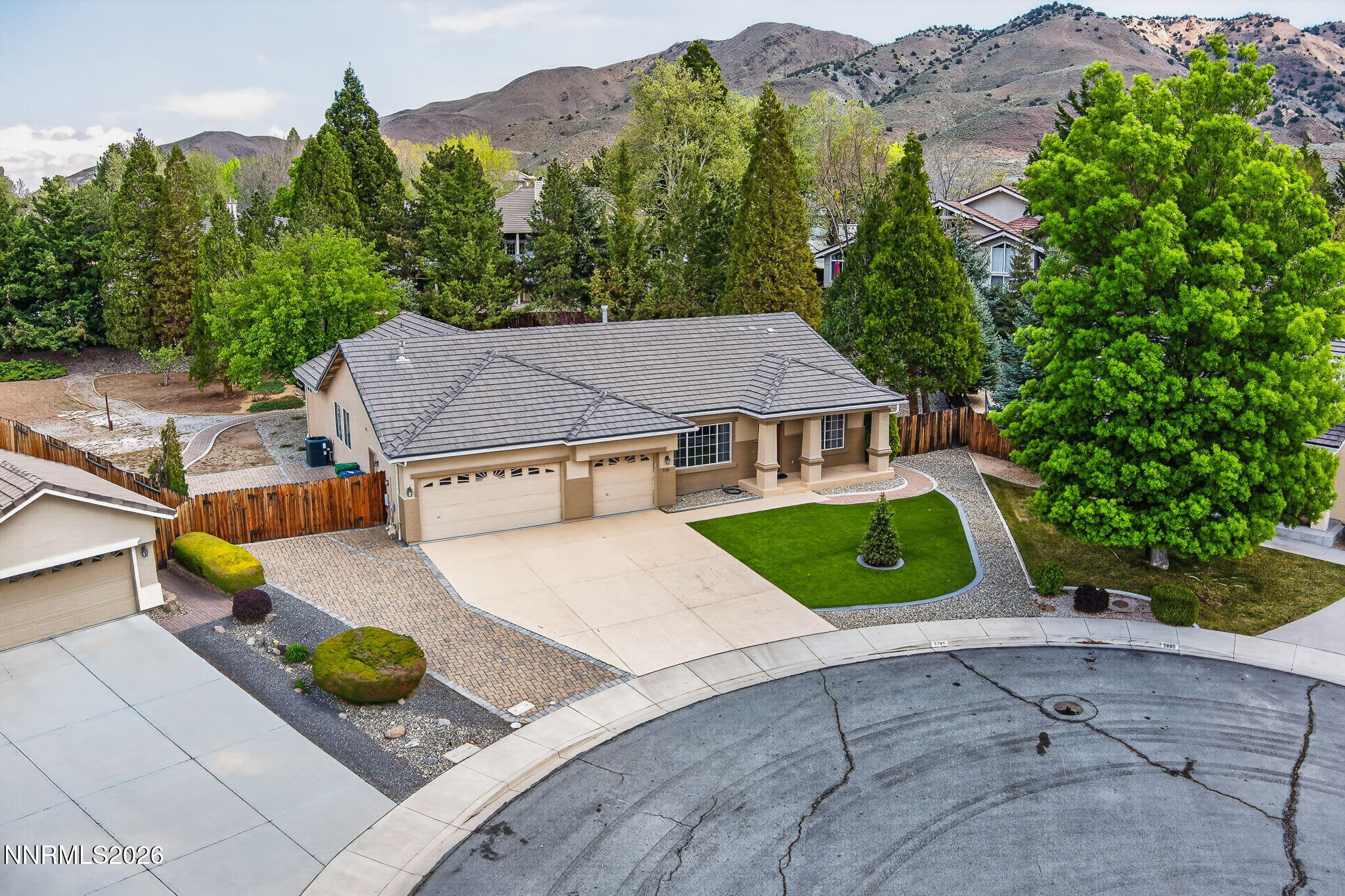 5795 Corvus Court Reno, NV 89502 - Photo 5 of 38 44-web-or-mls-corvus-44