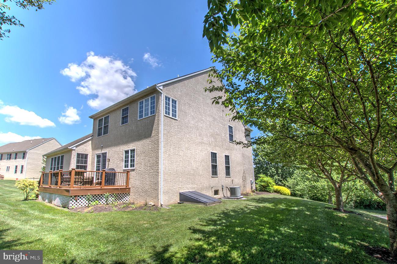 816 Shadebrush Ridge Road West Chester, PA 19382 - Photo 2 of 44