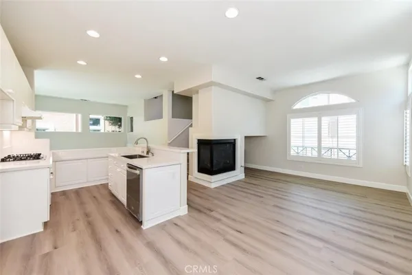 $4,200 | 12 Palagonia Aisle, Irvine, CA 92606