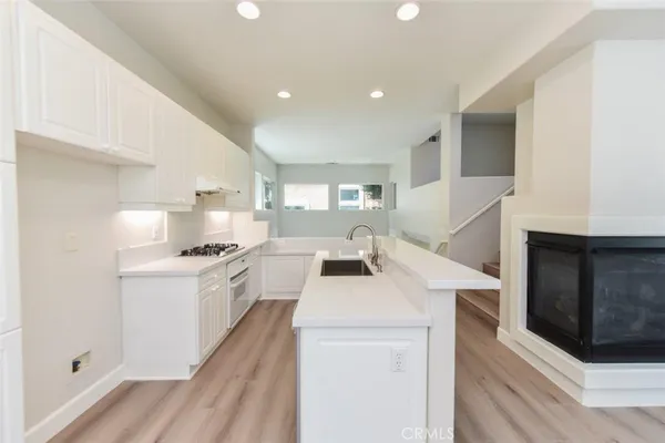 $4,200 | 12 Palagonia Aisle, Irvine, CA 92606